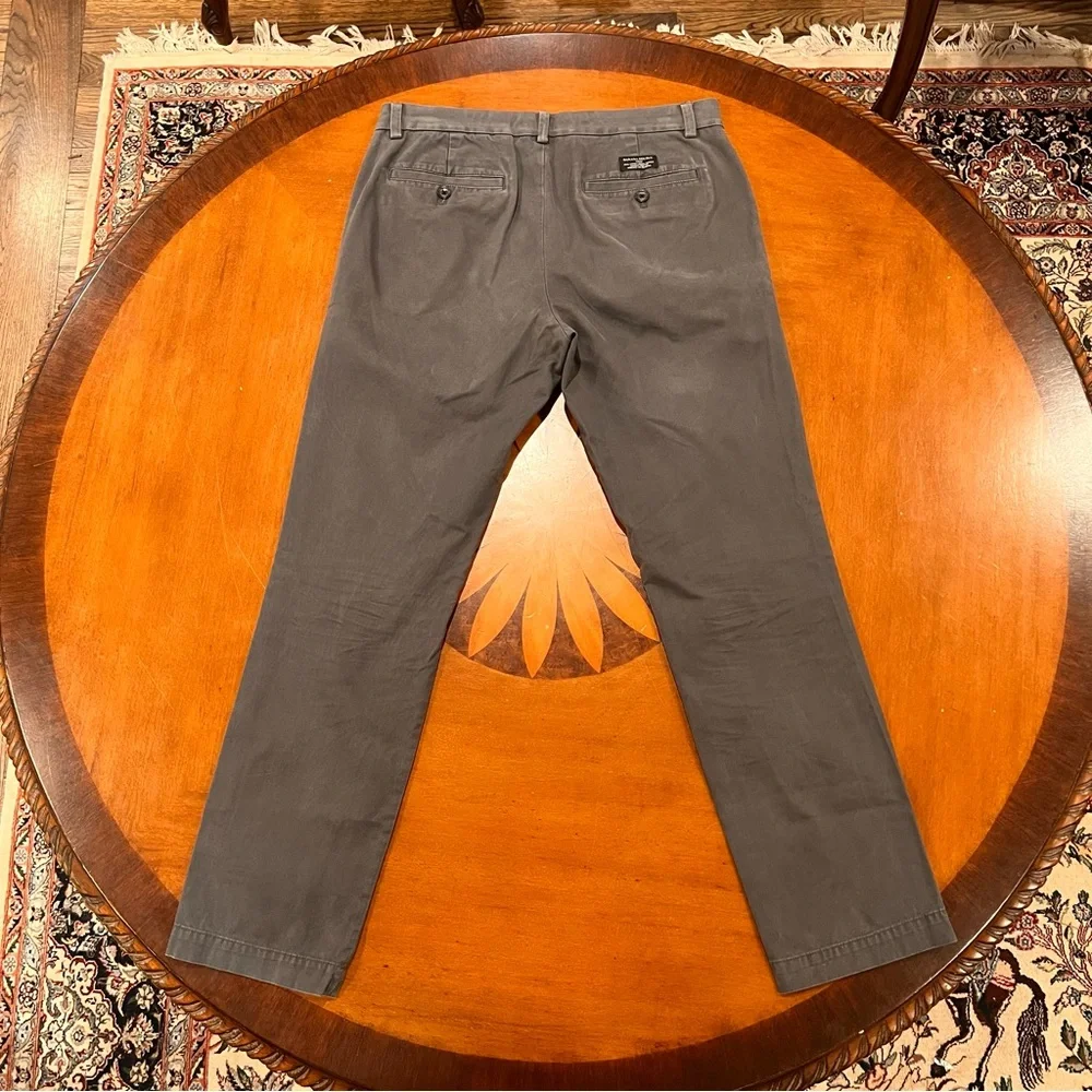 Banana Republic Men’s Aiden Slim Fit Chino Pant 31x32 Charcoal Straight Leg